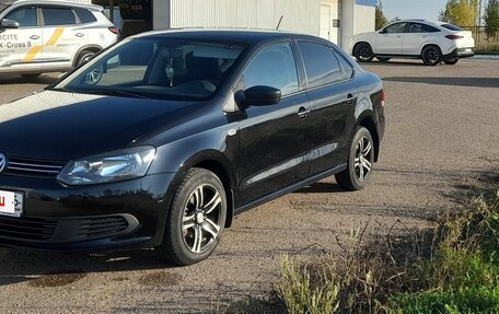 Volkswagen Polo VI (EU Market), 2013 год, 779 000 рублей, 3 фотография