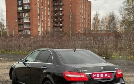 Mercedes-Benz E-Класс, 2011 год, 1 125 000 рублей, 4 фотография