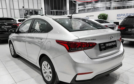 Hyundai Solaris II рестайлинг, 2017 год, 1 199 000 рублей, 8 фотография