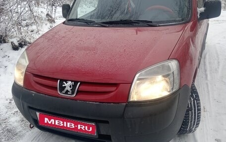 Peugeot Partner II рестайлинг 2, 2010 год, 350 000 рублей, 1 фотография