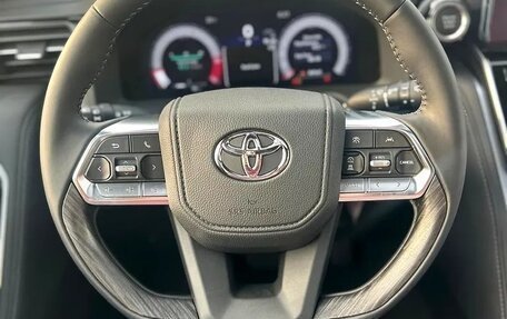 Toyota Land Cruiser, 2025 год, 14 600 000 рублей, 6 фотография