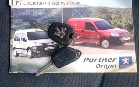 Peugeot Partner II рестайлинг 2, 2010 год, 350 000 рублей, 13 фотография
