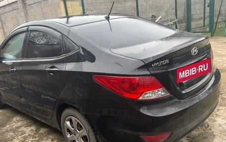 Hyundai Solaris II рестайлинг, 2012 год, 850 000 рублей, 4 фотография