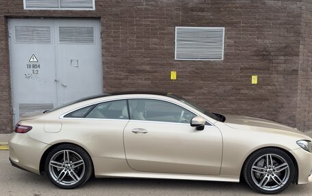 Mercedes-Benz E-Класс, 2018 год, 4 000 000 рублей, 4 фотография