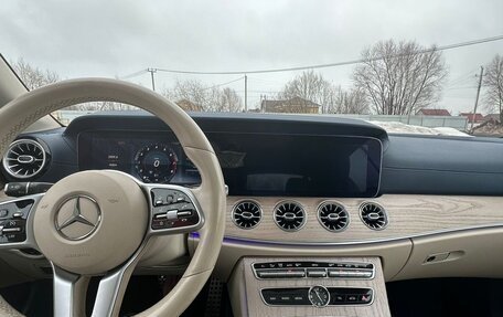 Mercedes-Benz E-Класс, 2018 год, 4 000 000 рублей, 7 фотография