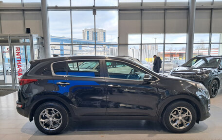 KIA Sportage IV рестайлинг, 2018 год, 2 299 000 рублей, 5 фотография