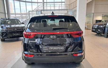 KIA Sportage IV рестайлинг, 2018 год, 2 299 000 рублей, 7 фотография