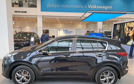 KIA Sportage IV рестайлинг, 2018 год, 2 299 000 рублей, 10 фотография