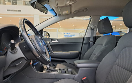 KIA Sportage IV рестайлинг, 2018 год, 2 299 000 рублей, 20 фотография