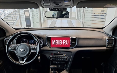 KIA Sportage IV рестайлинг, 2018 год, 2 299 000 рублей, 17 фотография