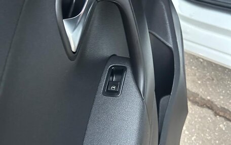 Volkswagen Polo VI (EU Market), 2019 год, 1 290 000 рублей, 13 фотография