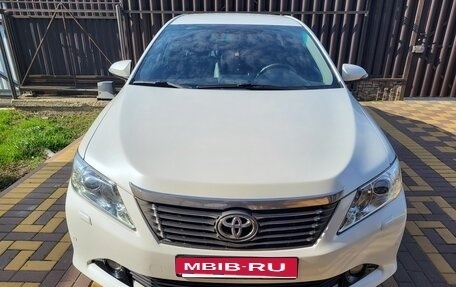 Toyota Camry, 2014 год, 1 850 000 рублей, 3 фотография