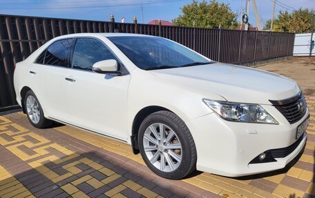 Toyota Camry, 2014 год, 1 850 000 рублей, 5 фотография