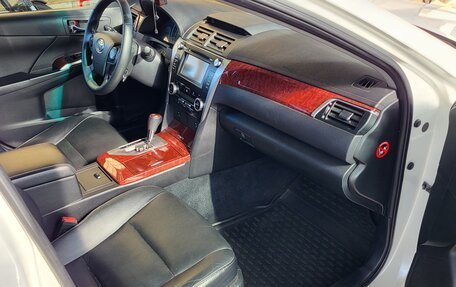 Toyota Camry, 2014 год, 1 850 000 рублей, 16 фотография