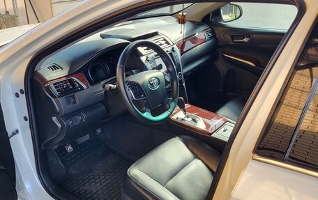 Toyota Camry, 2014 год, 1 850 000 рублей, 15 фотография