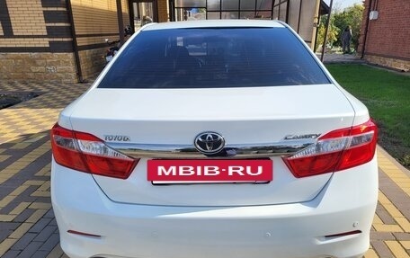 Toyota Camry, 2014 год, 1 850 000 рублей, 10 фотография