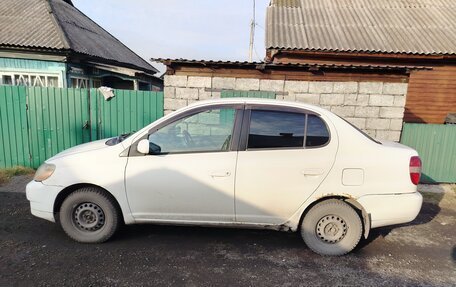 Toyota Platz, 2000 год, 250 000 рублей, 4 фотография