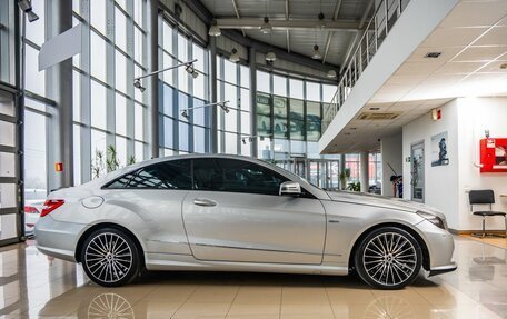 Mercedes-Benz E-Класс, 2011 год, 1 538 000 рублей, 8 фотография