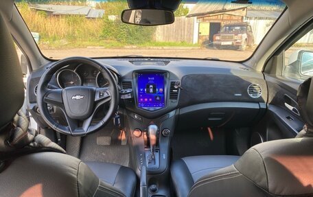 Chevrolet Cruze II, 2009 год, 550 000 рублей, 4 фотография