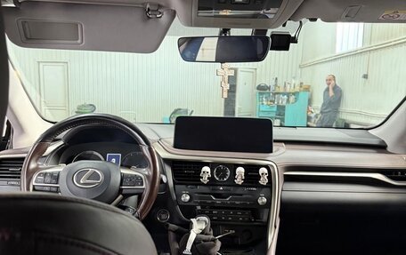 Lexus RX IV рестайлинг, 2021 год, 4 700 000 рублей, 5 фотография