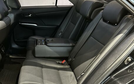 Toyota Camry, 2015 год, 2 245 000 рублей, 9 фотография