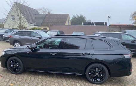 Volkswagen Passat, 2025 год, 6 500 000 рублей, 4 фотография