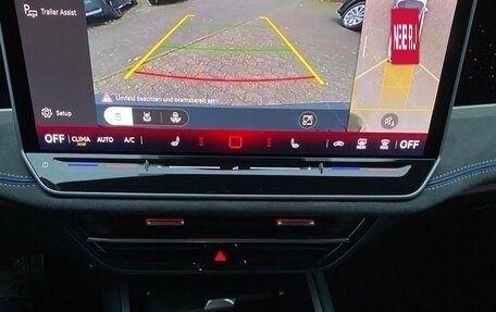 Volkswagen Passat, 2025 год, 6 500 000 рублей, 12 фотография