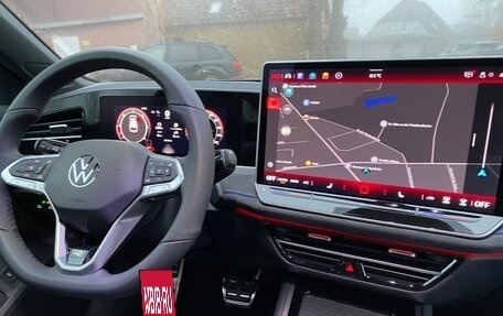 Volkswagen Passat, 2025 год, 6 500 000 рублей, 10 фотография