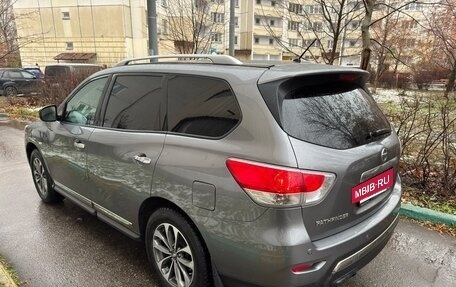 Nissan Pathfinder, 2015 год, 1 549 000 рублей, 17 фотография