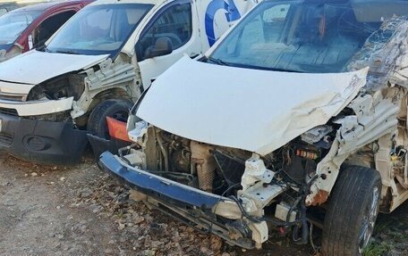 Peugeot Partner II рестайлинг 2, 2011 год, 250 000 рублей, 2 фотография