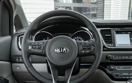 KIA Carnival III, 2017 год, 2 198 000 рублей, 18 фотография