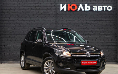 Volkswagen Tiguan I, 2015 год, 1 430 000 рублей, 3 фотография