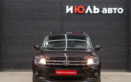 Volkswagen Tiguan I, 2015 год, 1 430 000 рублей, 2 фотография