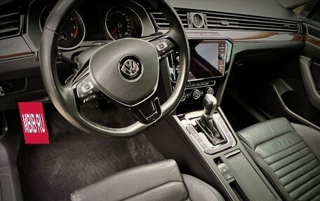 Volkswagen Passat B8 рестайлинг, 2019 год, 2 400 000 рублей, 14 фотография