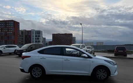 Hyundai Solaris II рестайлинг, 2020 год, 1 275 000 рублей, 5 фотография