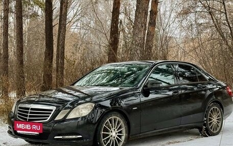 Mercedes-Benz E-Класс, 2011 год, 1 550 000 рублей, 2 фотография