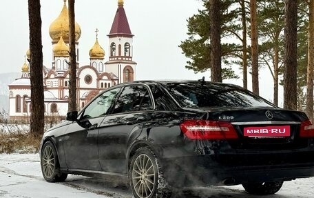 Mercedes-Benz E-Класс, 2011 год, 1 550 000 рублей, 3 фотография