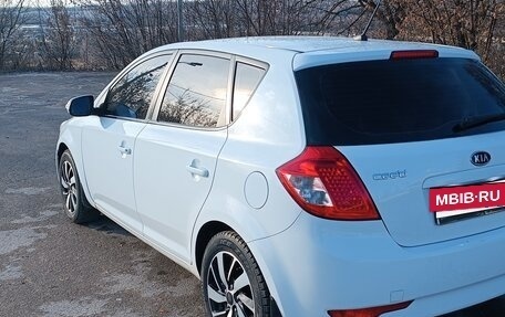 KIA cee'd I рестайлинг, 2010 год, 700 000 рублей, 7 фотография