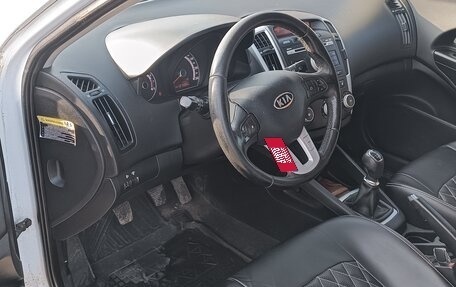 KIA cee'd I рестайлинг, 2010 год, 700 000 рублей, 10 фотография