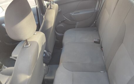 Renault Logan II, 2020 год, 600 000 рублей, 10 фотография