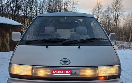 Toyota Town Ace III, 1990 год, 400 000 рублей, 2 фотография