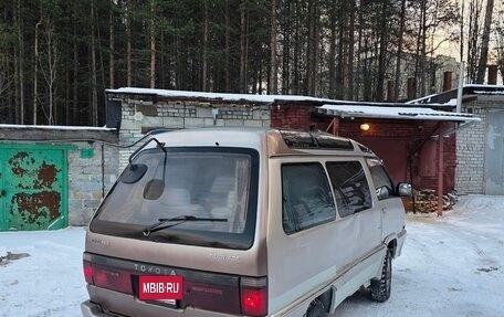 Toyota Town Ace III, 1990 год, 400 000 рублей, 6 фотография