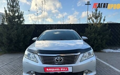 Toyota Camry, 2014 год, 1 550 000 рублей, 2 фотография
