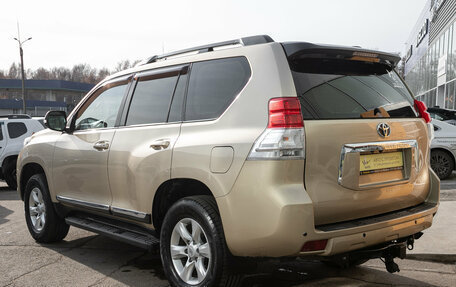 Toyota Land Cruiser Prado 150 рестайлинг 2, 2010 год, 2 625 000 рублей, 7 фотография