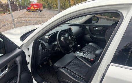 Infiniti FX II, 2013 год, 2 200 000 рублей, 6 фотография