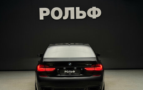 BMW 7 серия, 2018 год, 5 800 000 рублей, 4 фотография