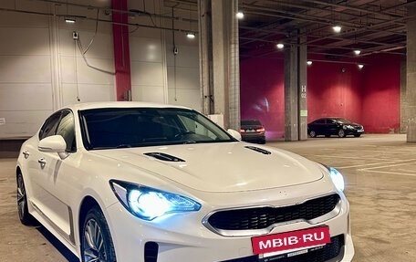 KIA Stinger I, 2019 год, 2 250 000 рублей, 3 фотография