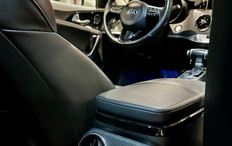 KIA Stinger I, 2019 год, 2 250 000 рублей, 18 фотография