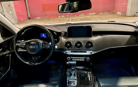 KIA Stinger I, 2019 год, 2 250 000 рублей, 8 фотография