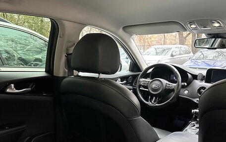 KIA Stinger I, 2019 год, 2 250 000 рублей, 25 фотография